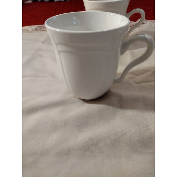 Gibson Designs LE CLAIRE White Coffee Mug Tea Cup Embossed Scalloped Set of 2 - Picture 6 of 9